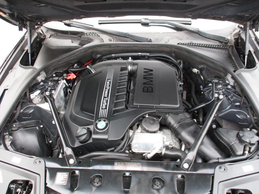 BMW 5-Series 535i 2013