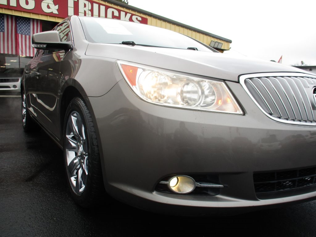 Buick LaCrosse CXL FWD 2010