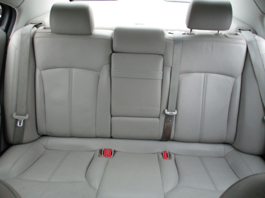 Buick LaCrosse CXL FWD 2010