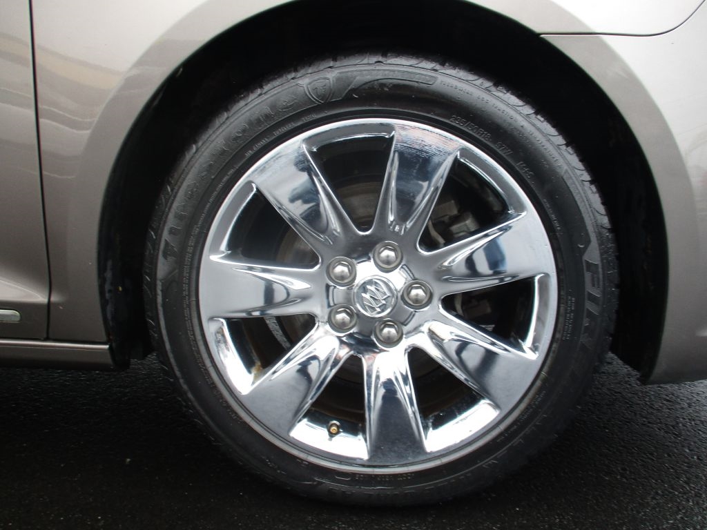 Buick LaCrosse CXL FWD 2010