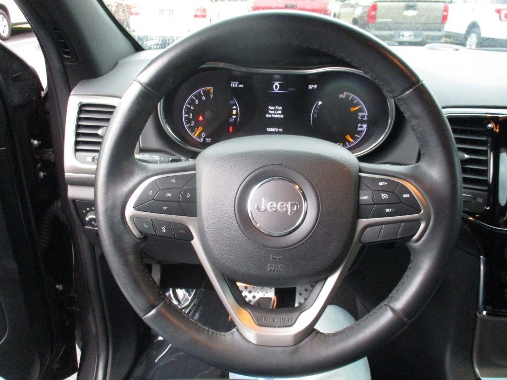 Jeep Grand Cherokee Laredo 4WD 2019