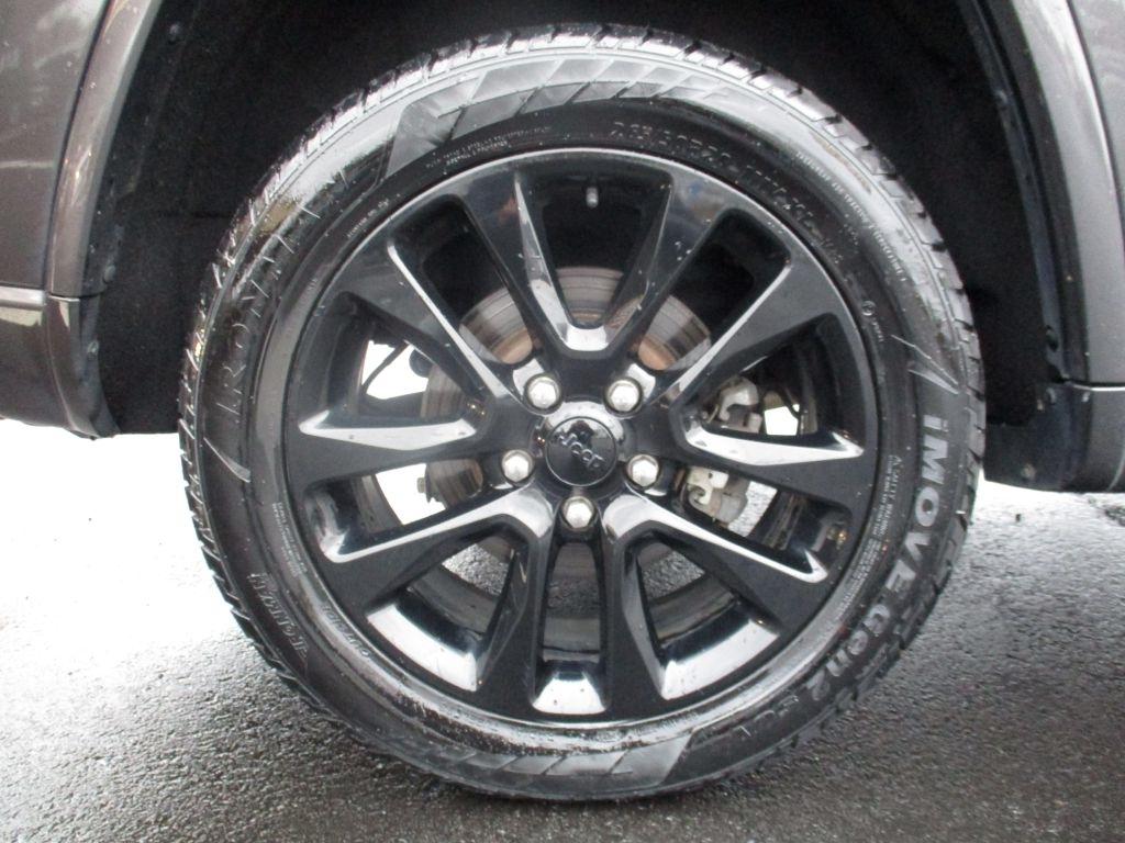 Jeep Grand Cherokee Laredo 4WD 2019