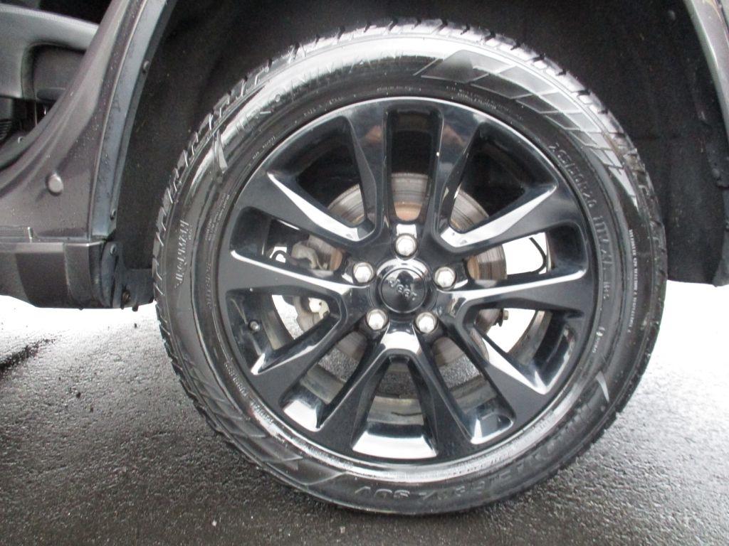 Jeep Grand Cherokee Laredo 4WD 2019