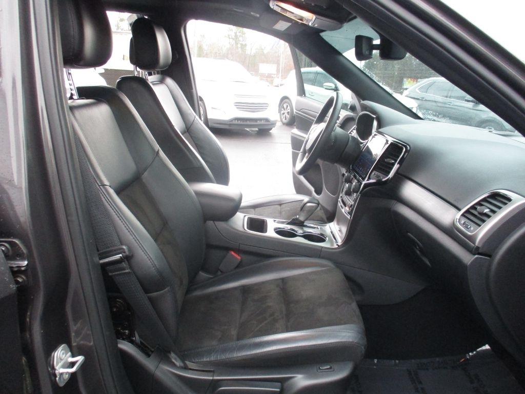 Jeep Grand Cherokee Laredo 4WD 2019