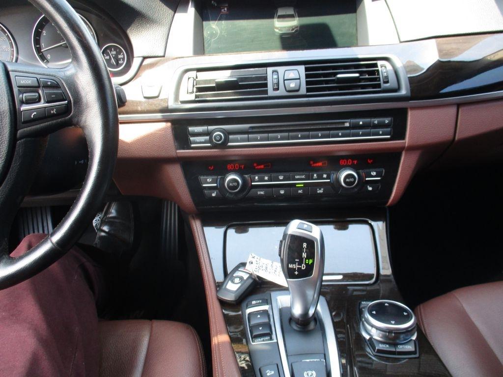 BMW 5-Series 535i xDrive 2014