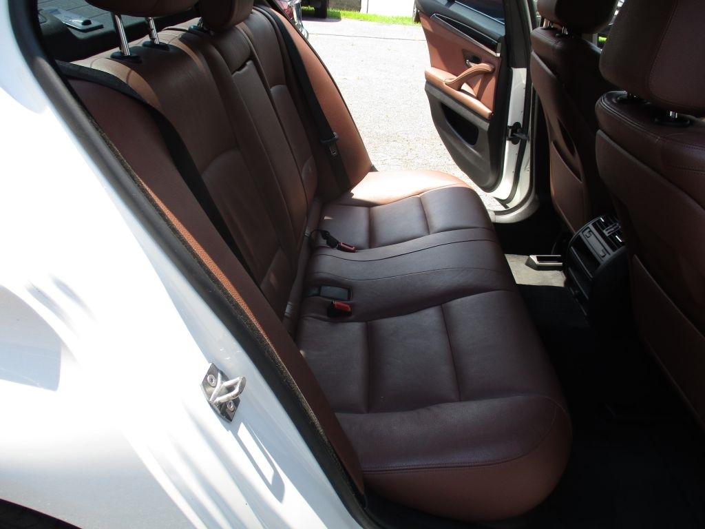 BMW 5-Series 535i xDrive 2014