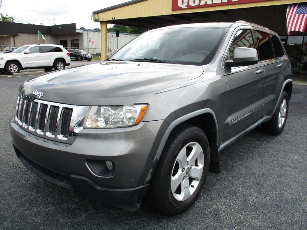 Jeep Grand Cherokee Laredo 2WD 2012