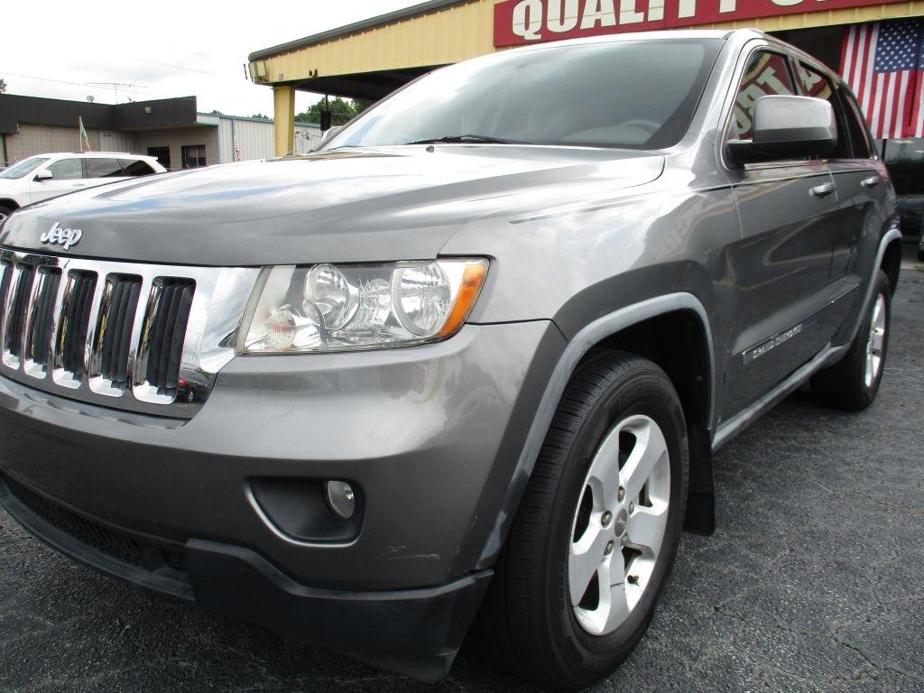 Jeep Grand Cherokee Laredo 2WD 2012