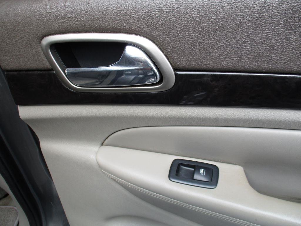 Jeep Grand Cherokee Laredo 2WD 2012