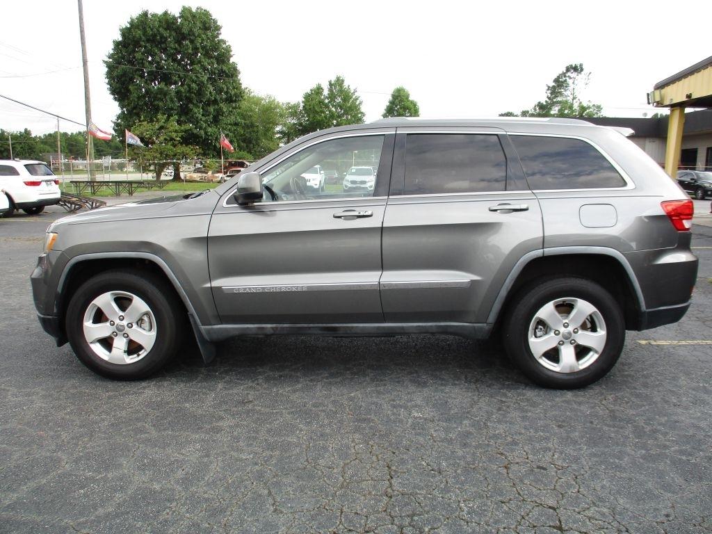 Jeep Grand Cherokee Laredo 2WD 2012