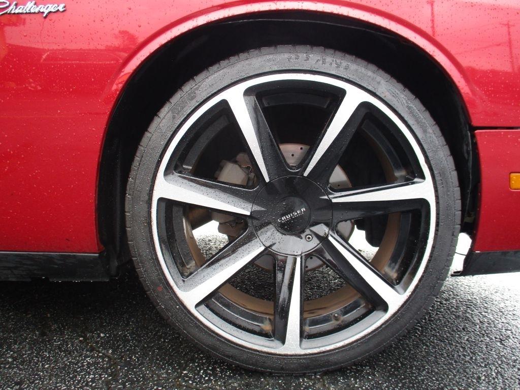 Dodge Challenger SE 2010