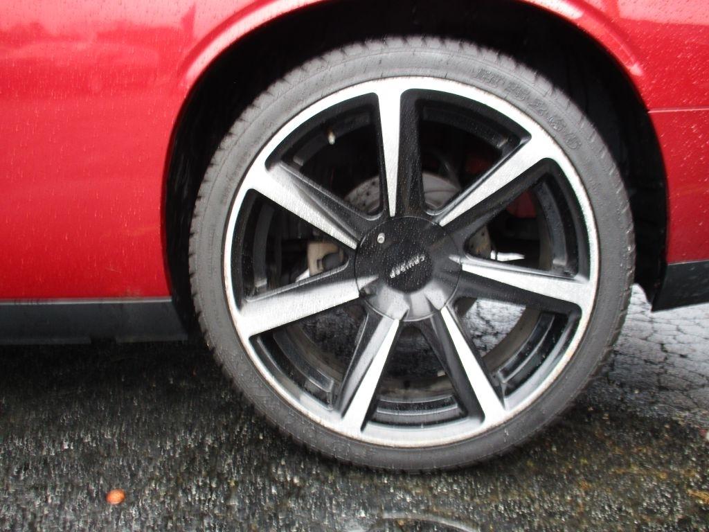 Dodge Challenger SE 2010