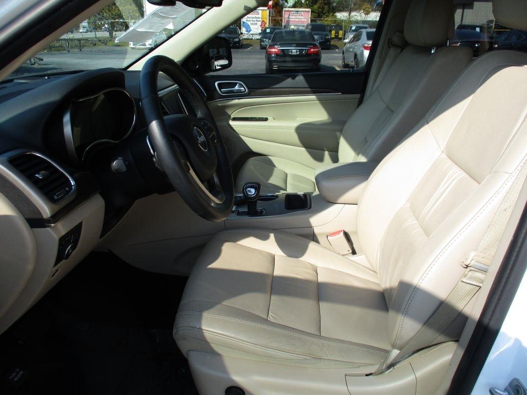 Jeep Grand Cherokee Limited 2WD 2014