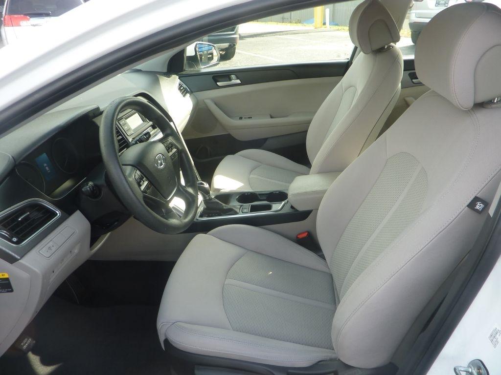 Hyundai Sonata SE 2017