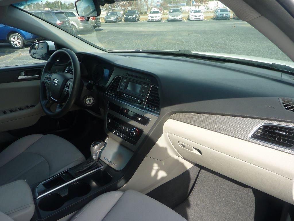 Hyundai Sonata SE 2017