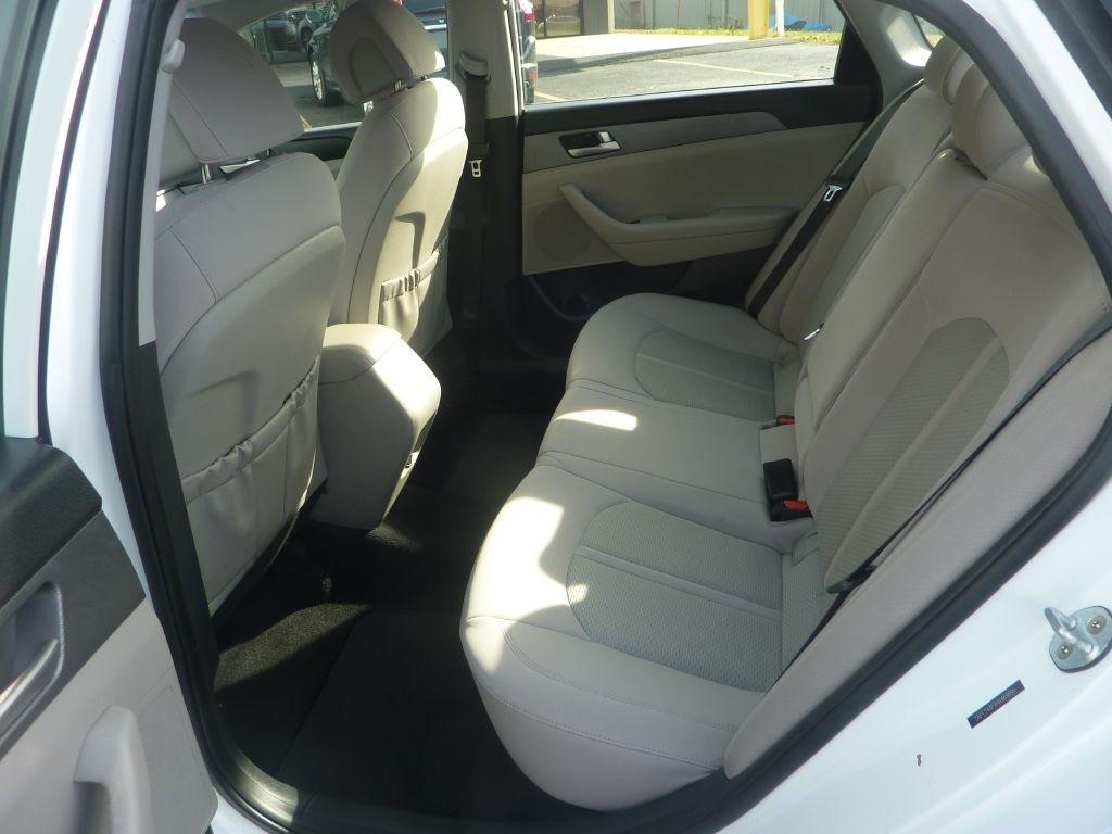 Hyundai Sonata SE 2017