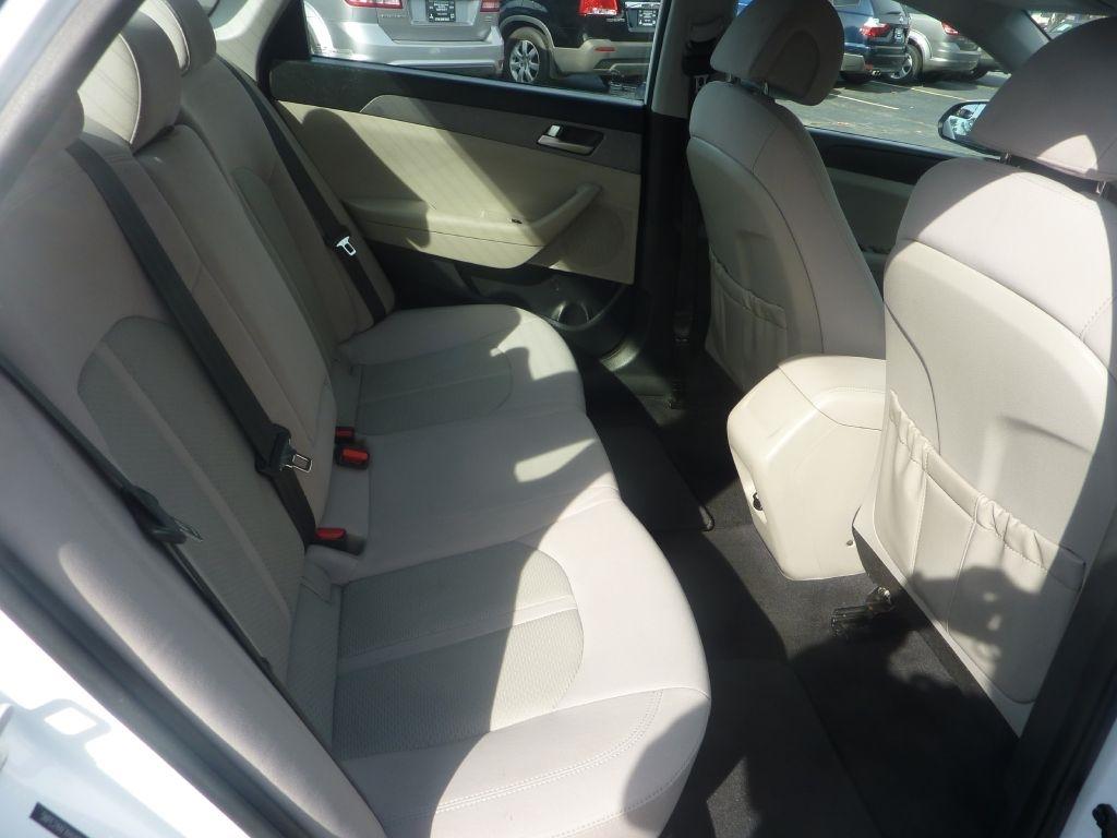Hyundai Sonata SE 2017