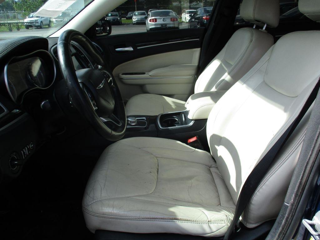 Chrysler 300 Limited RWD 2015