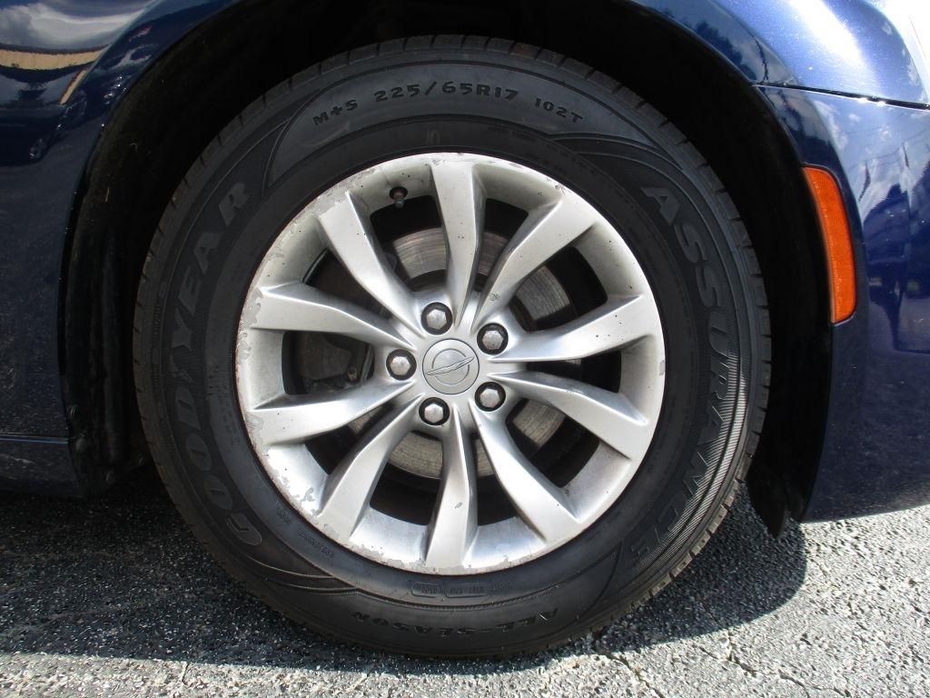 Chrysler 300 Limited RWD 2015