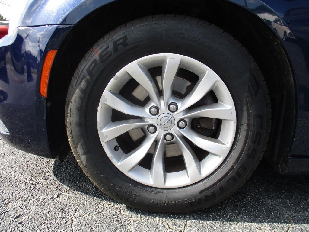 Chrysler 300 Limited RWD 2015