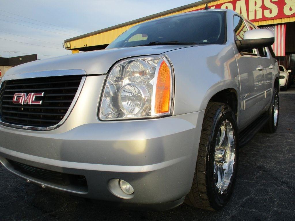 GMC Yukon SLE 2WD 2014