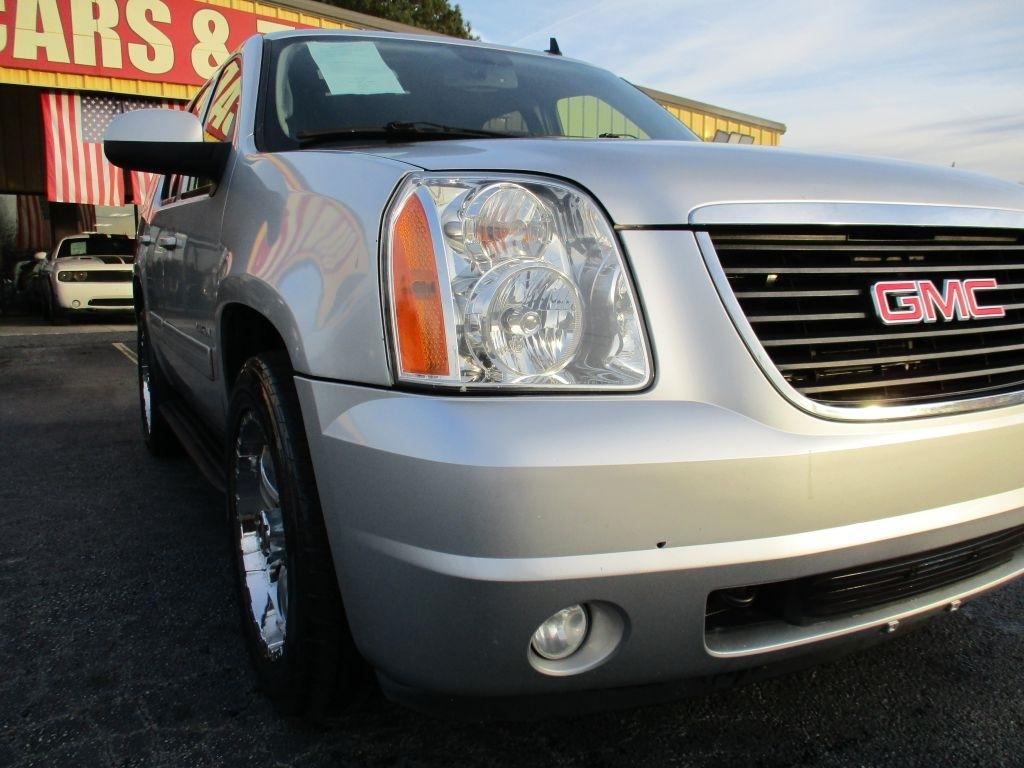 GMC Yukon SLE 2WD 2014