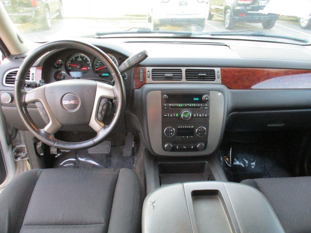 GMC Yukon SLE 2WD 2014