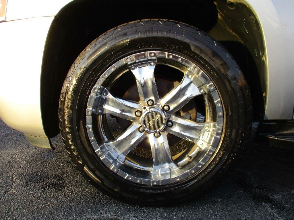 GMC Yukon SLE 2WD 2014