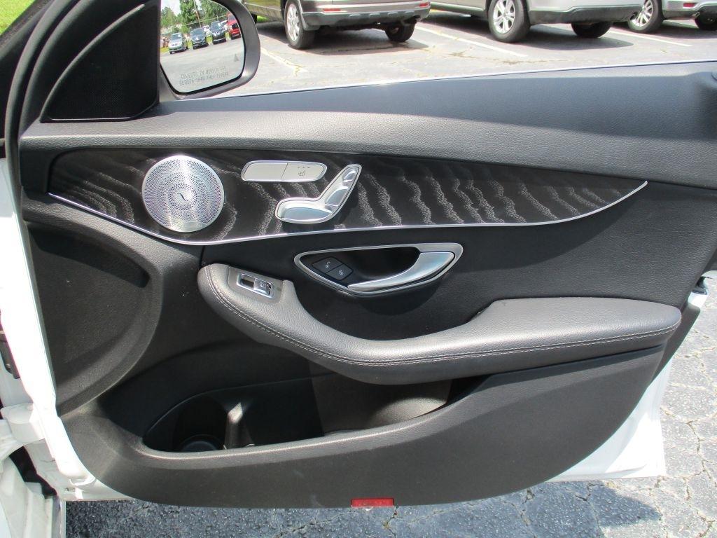 Mercedes-Benz C-Class C300 4MATIC Sedan 2016