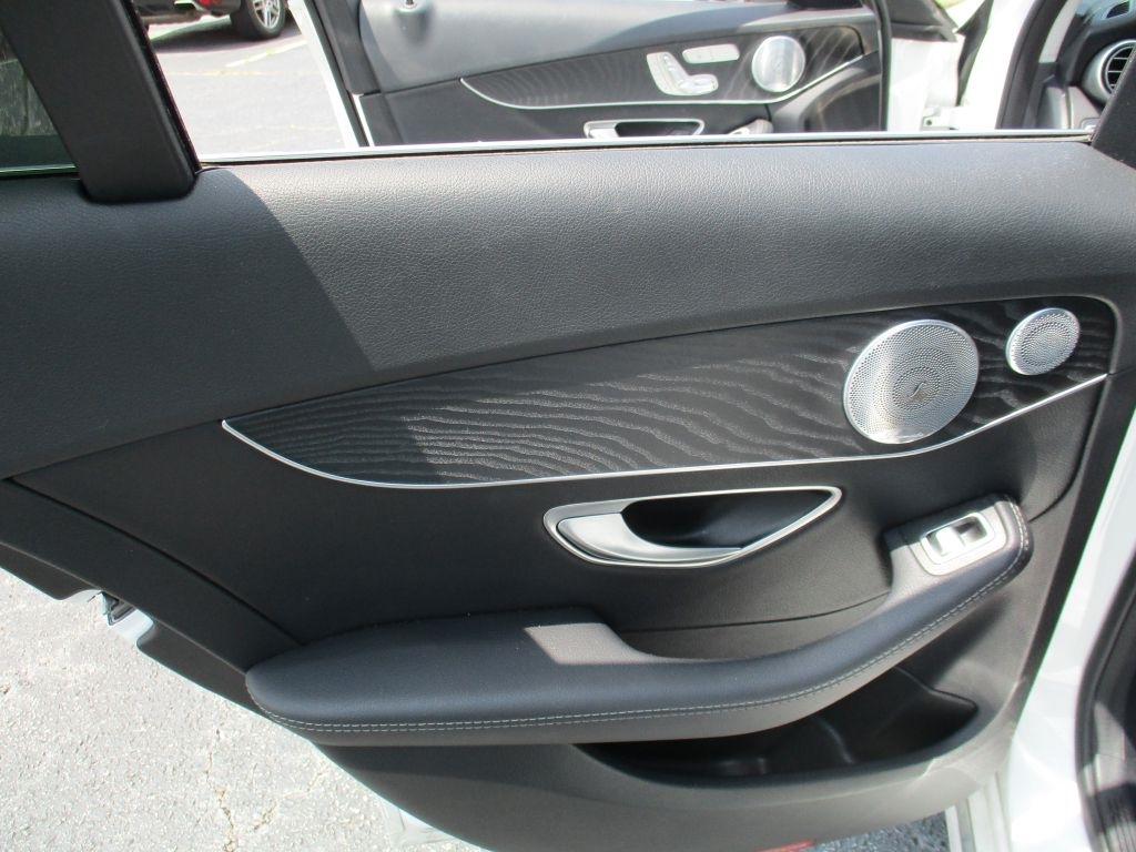 Mercedes-Benz C-Class C300 4MATIC Sedan 2016