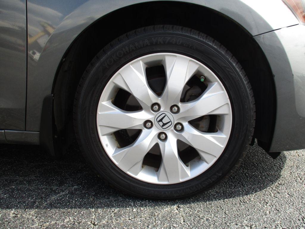 Honda Accord EX-L V-6 Sedan AT 2009