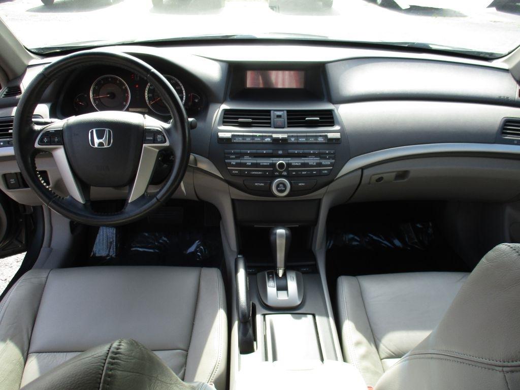 Honda Accord EX-L V-6 Sedan AT 2009
