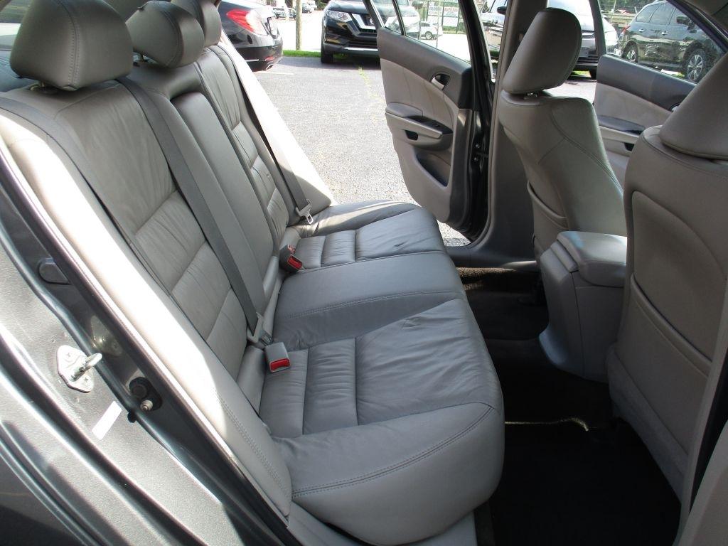 Honda Accord EX-L V-6 Sedan AT 2009