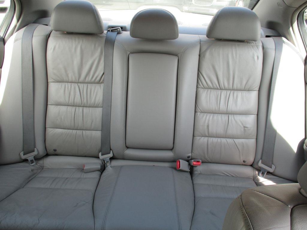 Honda Accord EX-L V-6 Sedan AT 2009