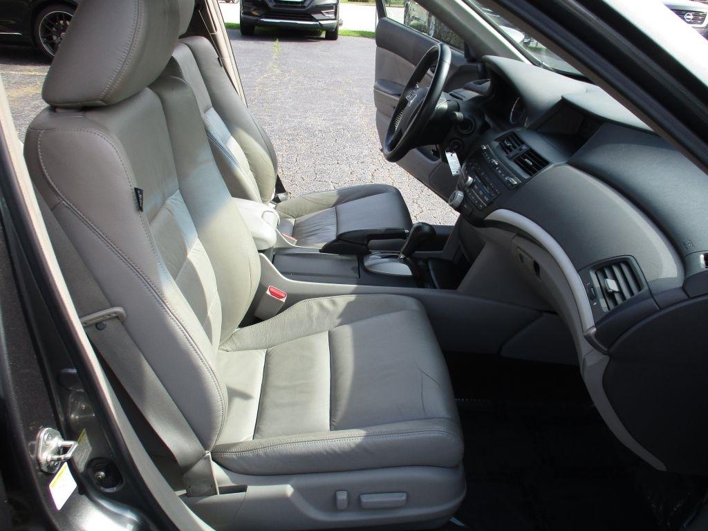Honda Accord EX-L V-6 Sedan AT 2009