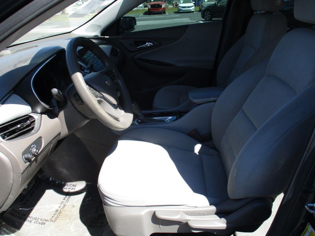 Chevrolet Malibu LS 2020