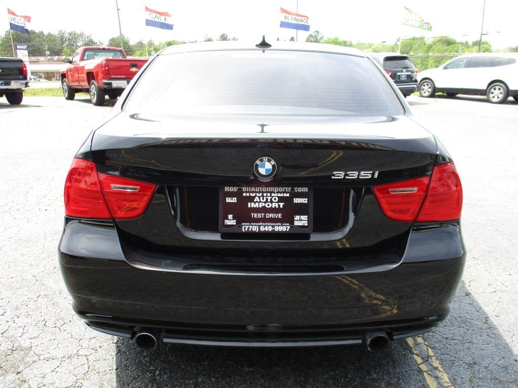 BMW 3-Series 335i SA 2011