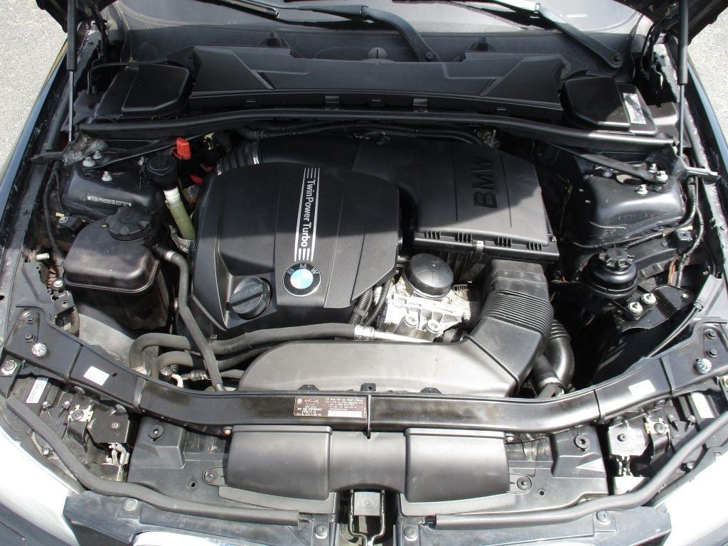 BMW 3-Series 335i SA 2011