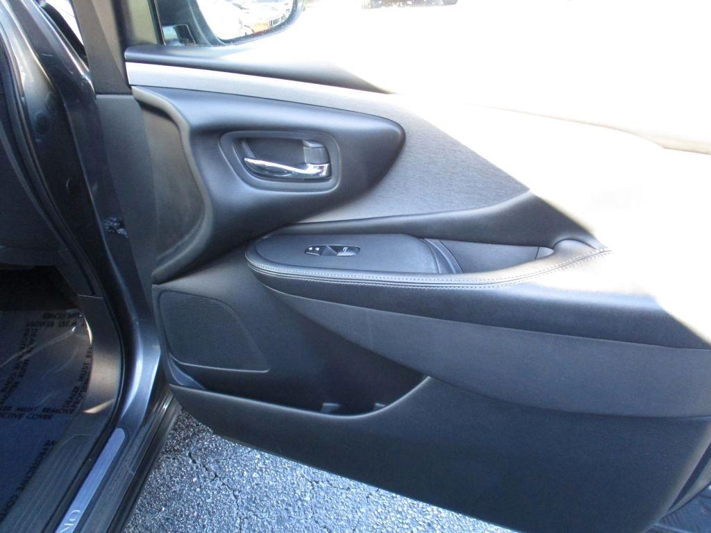 Nissan Murano S 2019