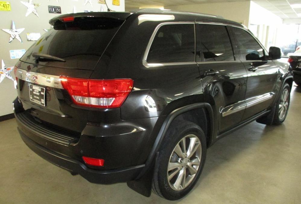Jeep Grand Cherokee Laredo 2WD 2013