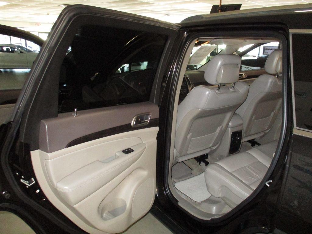 Jeep Grand Cherokee Laredo 2WD 2013