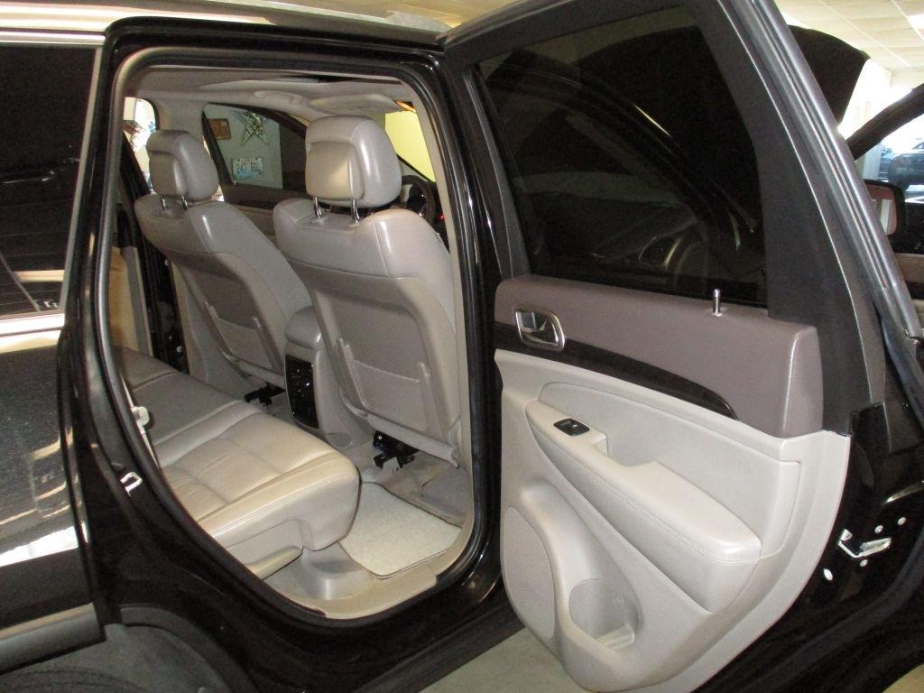 Jeep Grand Cherokee Laredo 2WD 2013