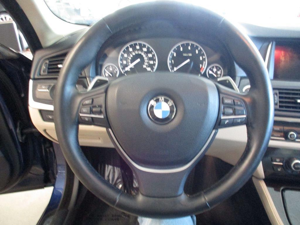 BMW 5-Series 535i xDrive 2016