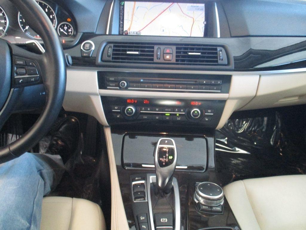 BMW 5-Series 535i xDrive 2016