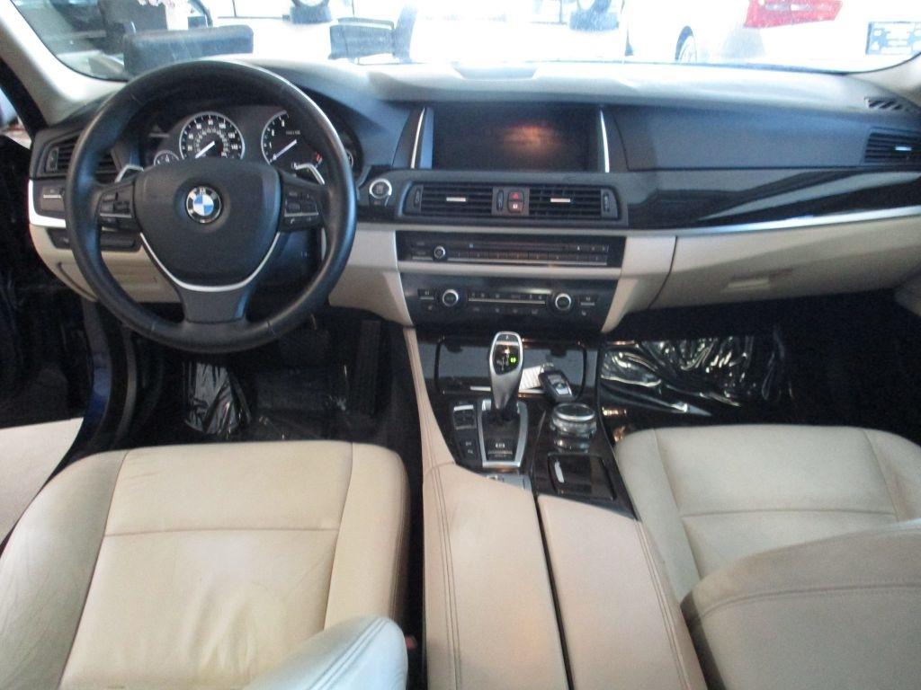 BMW 5-Series 535i xDrive 2016