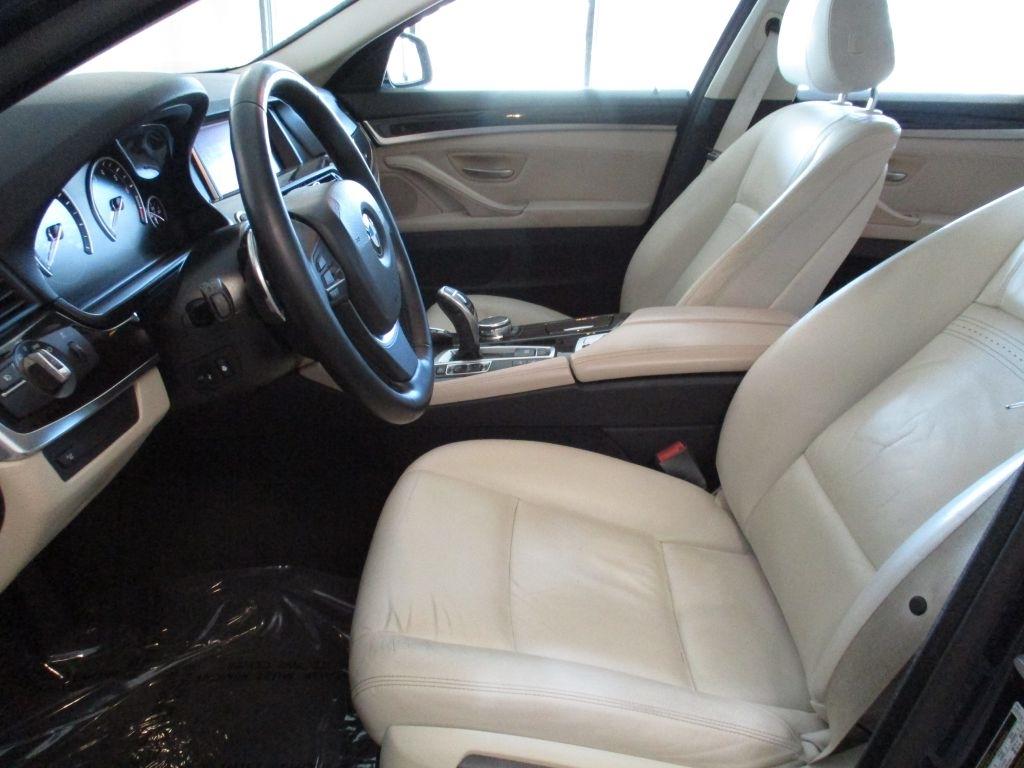BMW 5-Series 535i xDrive 2016