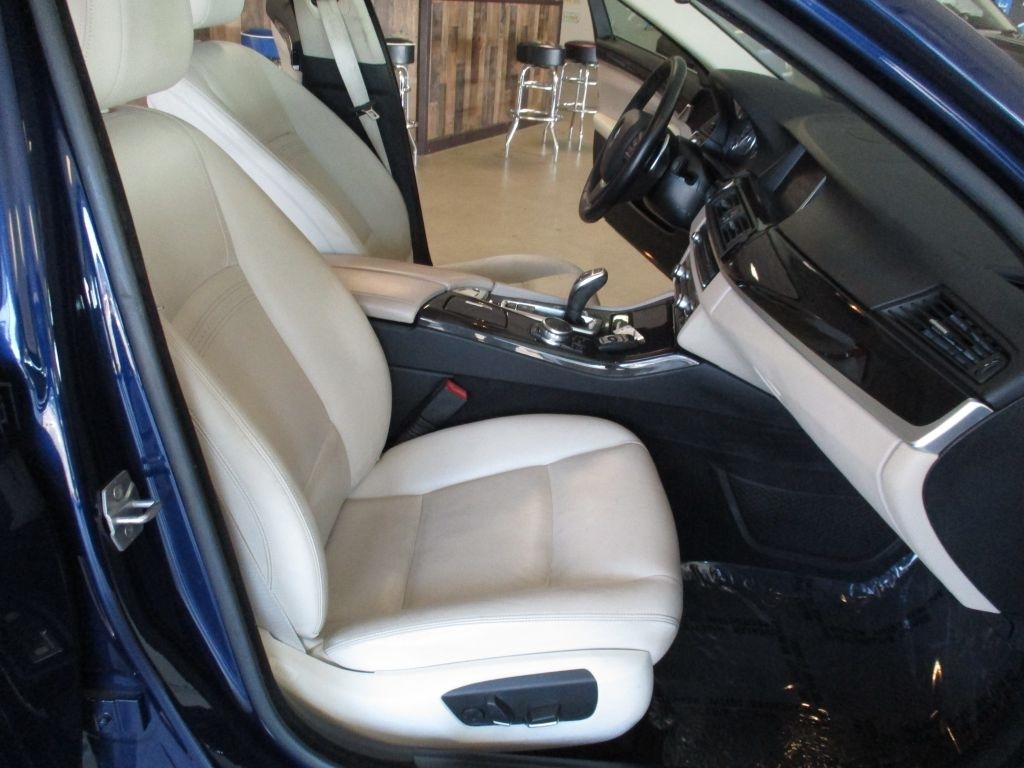 BMW 5-Series 535i xDrive 2016