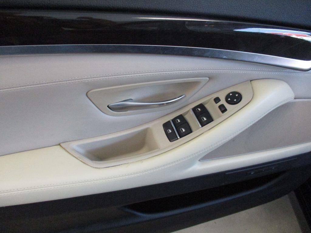 BMW 5-Series 535i xDrive 2016