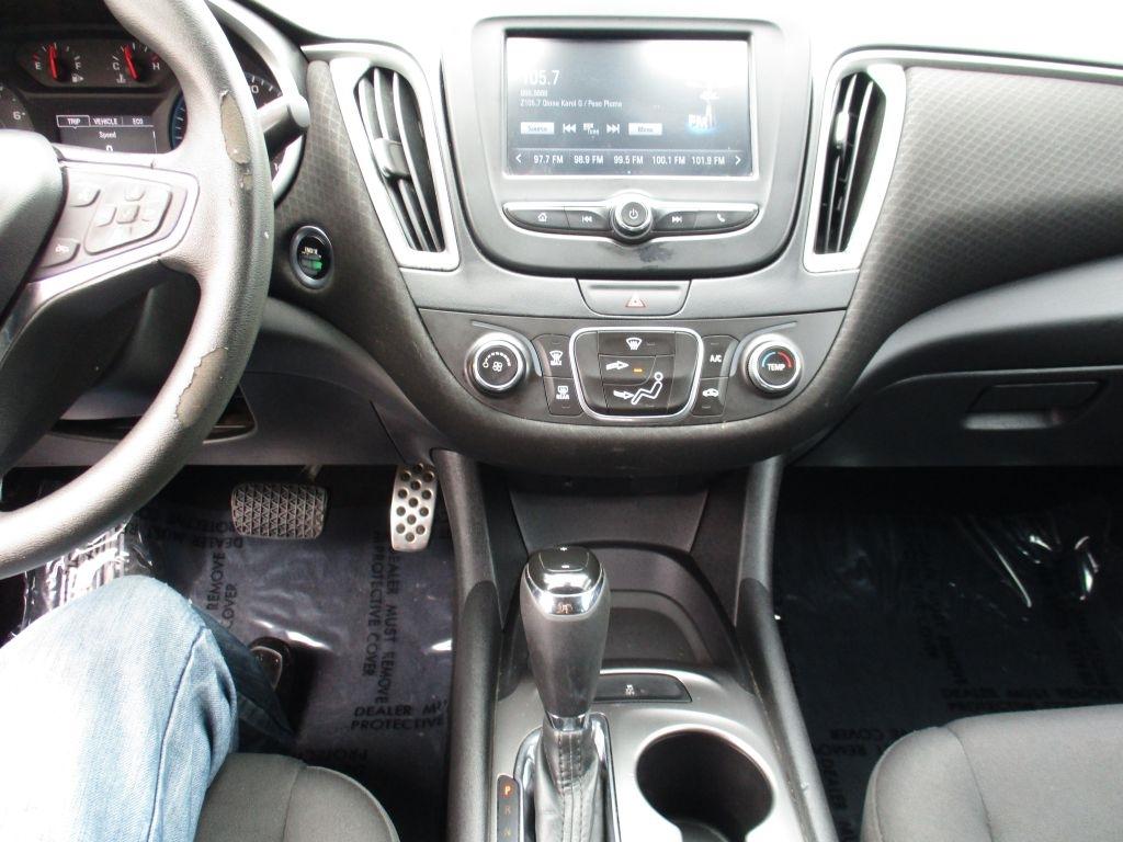 Chevrolet Malibu LS 2017