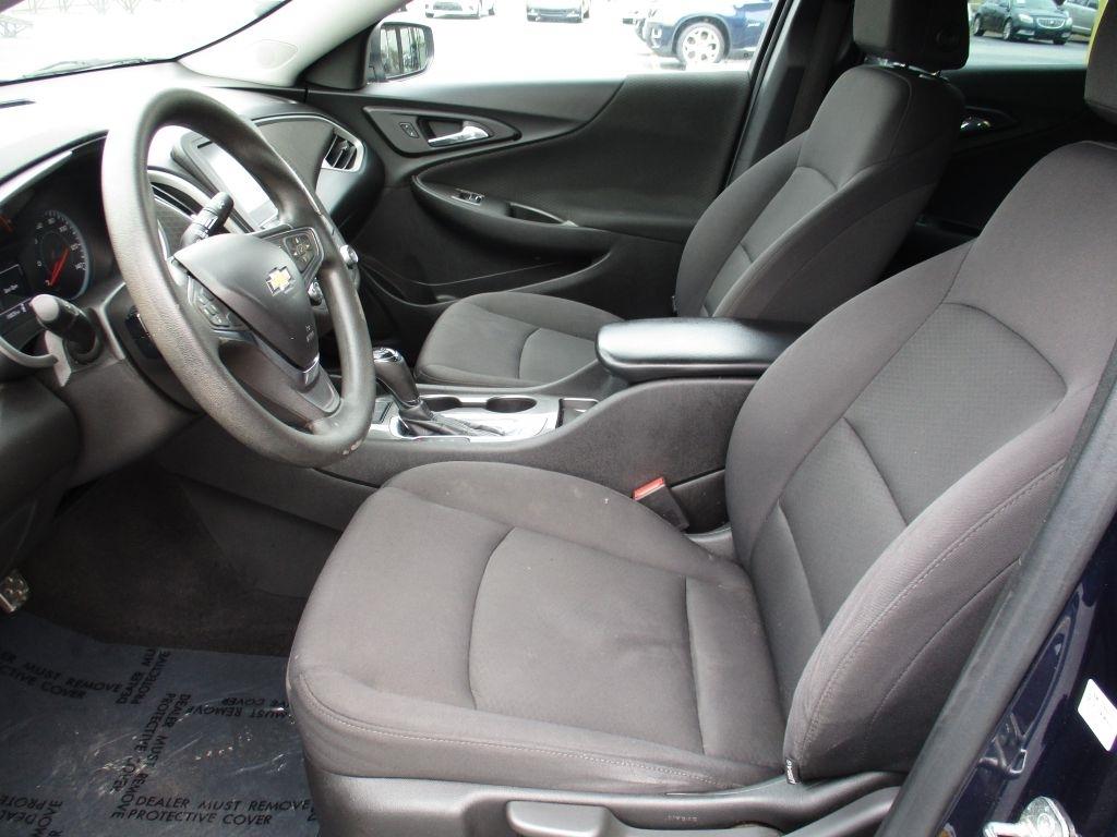 Chevrolet Malibu LS 2017